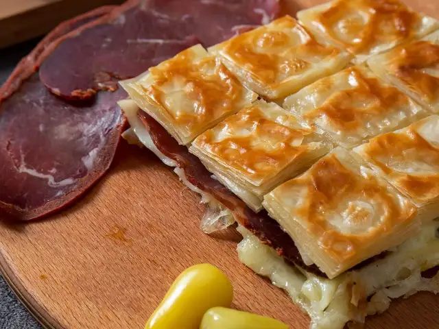 İzol Baklava Börek'nin yemek ve ambiyans fotoğrafları 5