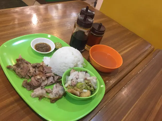 Tito Pak's Food Photo 4