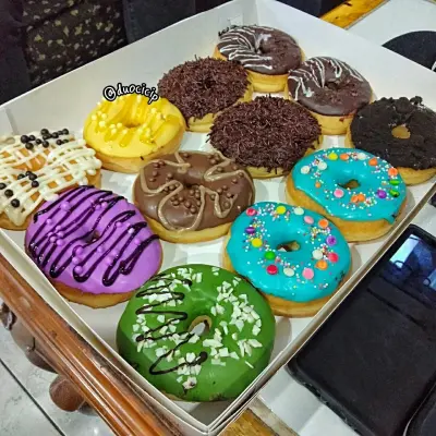 Donat Madu Cihanjuang