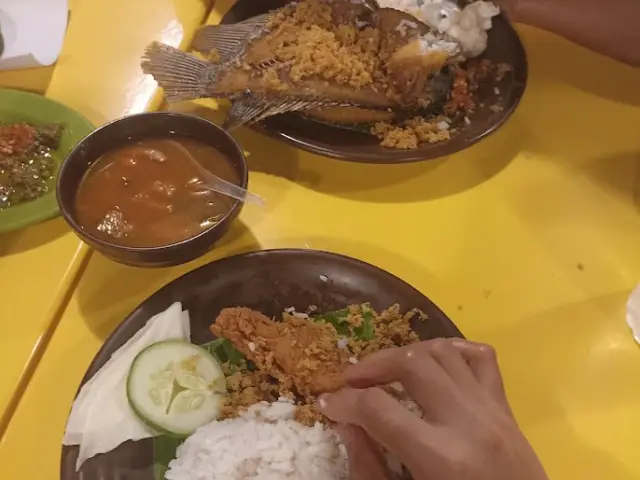 Gambar Makanan Ayam Kremes Kraton 30