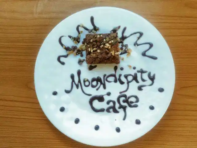 Moondipity Cafe Food Photo 13