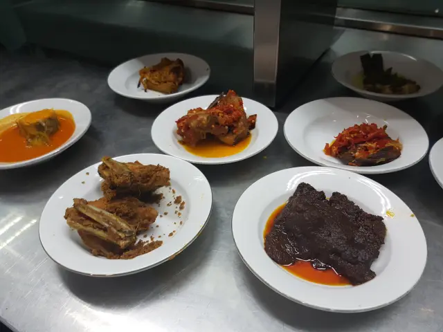 Gambar Makanan Restoran Sederhana SA 5