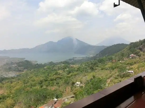 Gambar Makanan Tepi Danau, Rumah Makan 2