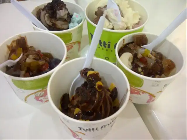 Tutti Frutti Food Photo 10