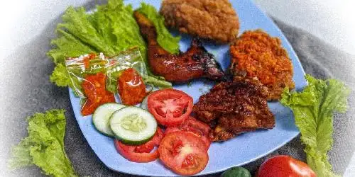 ayam Pak Eko, Jalan Ciparay Lio Terusan Buah Batu Bandung