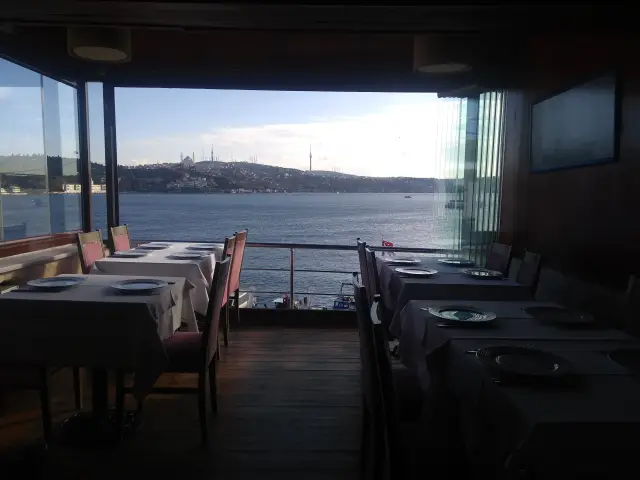 Arnavutköy Balıkçı İrfan'nin yemek ve ambiyans fotoğrafları 3