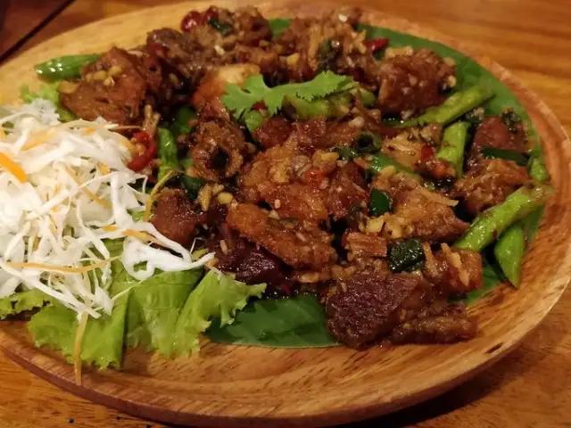 Gambar Makanan Larb Thai Cuisine 7