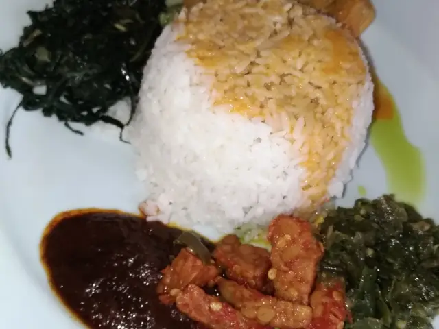 Gambar Makanan Padang Merdeka 5