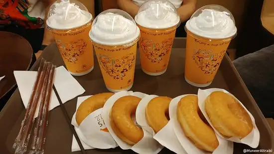 J. CO Donuts & Coffee