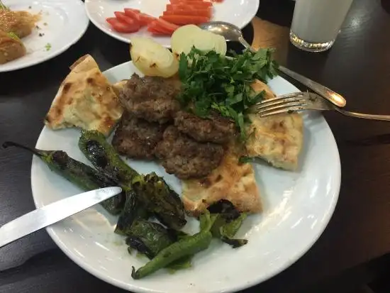 Aslim Simsek Kofte Piyaz'nin yemek ve ambiyans fotoğrafları 10