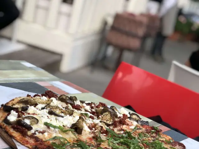 The Upper Crust Pizzeria'nin yemek ve ambiyans fotoğrafları 61