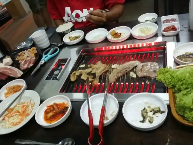 JJ Kimbab Korean BBQ Restaurant Food Photo 3
