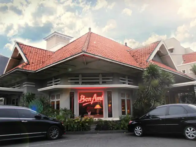 Gambar Makanan Bon Ami Restaurant 9