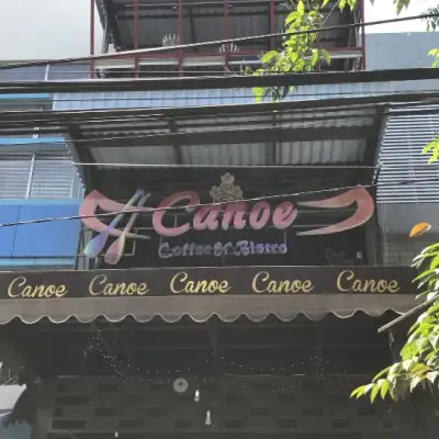 Canoe Coffee & Bistro