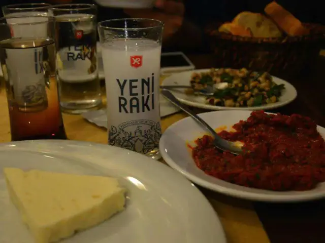 Turgut Vidinli Besiktas Balikcisi'nin yemek ve ambiyans fotoğrafları 61