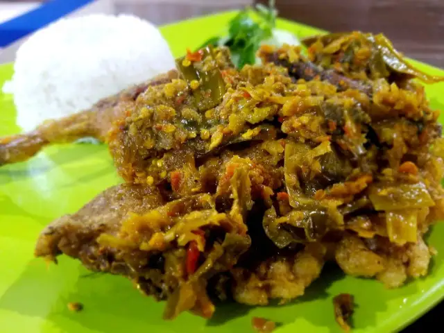 Gambar Makanan Bebek Goreng Harissa 2