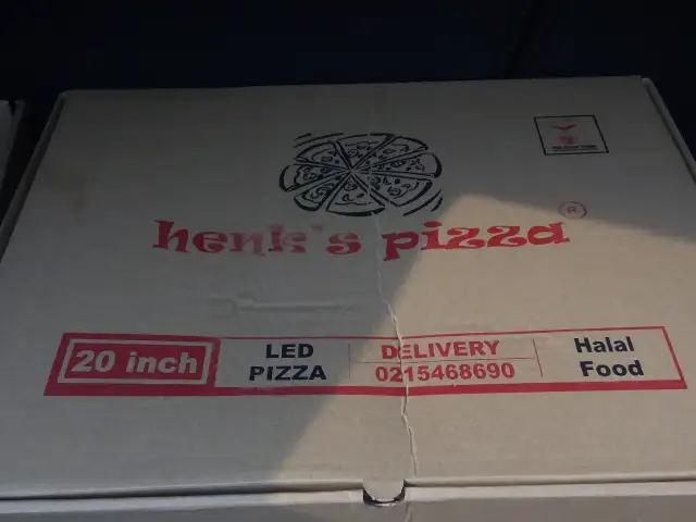 Gambar Makanan Henk's Pizza 16