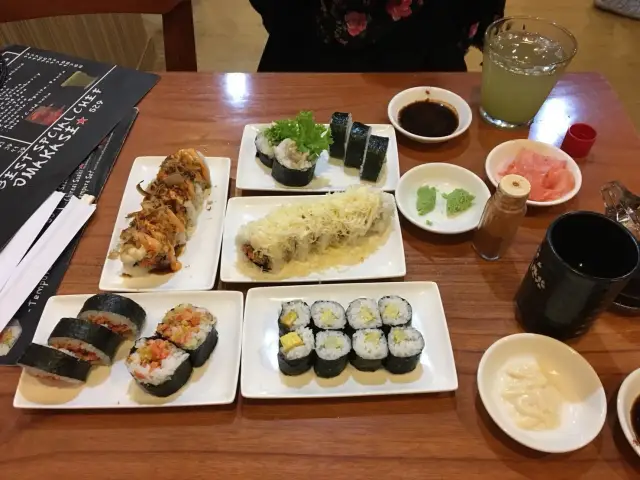 Gambar Makanan Koinobori Sushi Bar 17