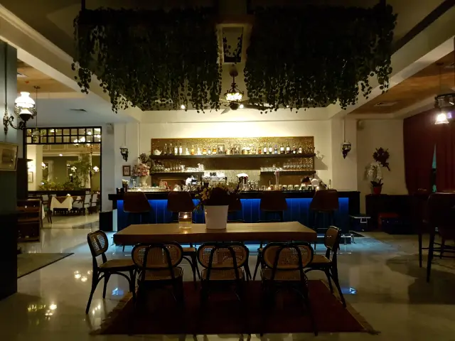 Gambar Makanan Paloma Bistro - Des Indes Hotel 7