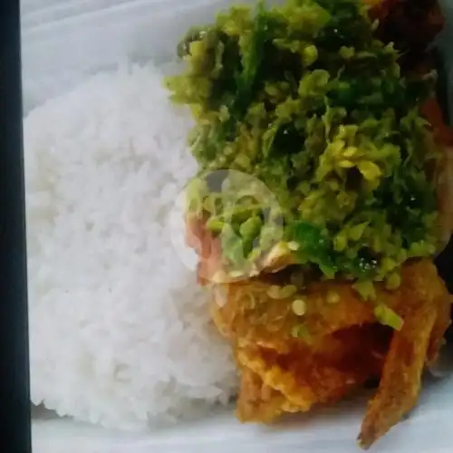 Gambar Makanan ayam penyet sambal hijau bang alif, Setiabudi 7