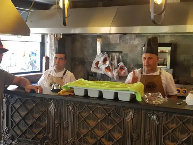 Çıralı Odun Ateşinde Yaprak Döner'nin yemek ve ambiyans fotoğrafları 19