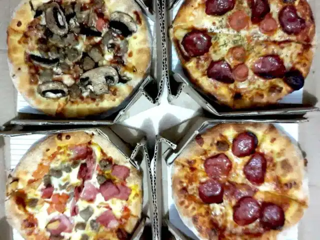 Gambar Makanan Domino's Pizza 10