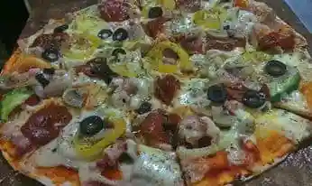 Handuraw Pizza Food Photo 7