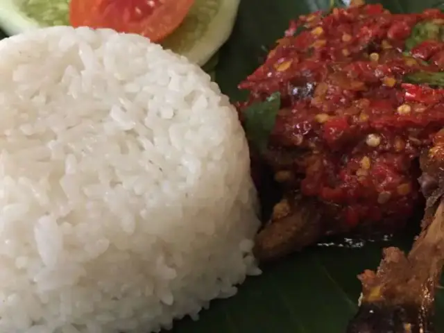 Gambar Makanan Bebek Kuali Budiyono 4