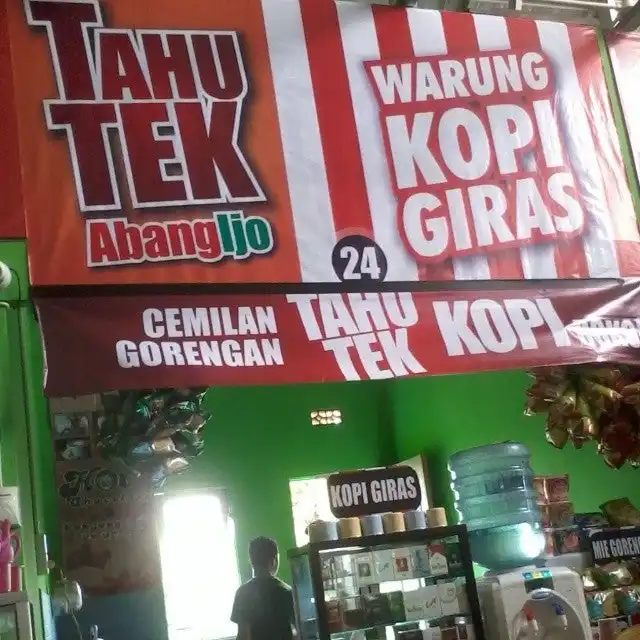 Warung Giras KWK (Kawasan Wisata Kuliner)