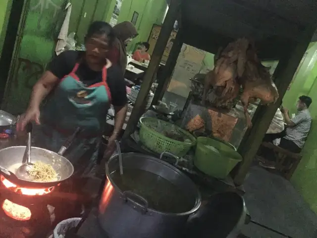 Gambar Makanan Warung Bakmi Pak Rebo 3