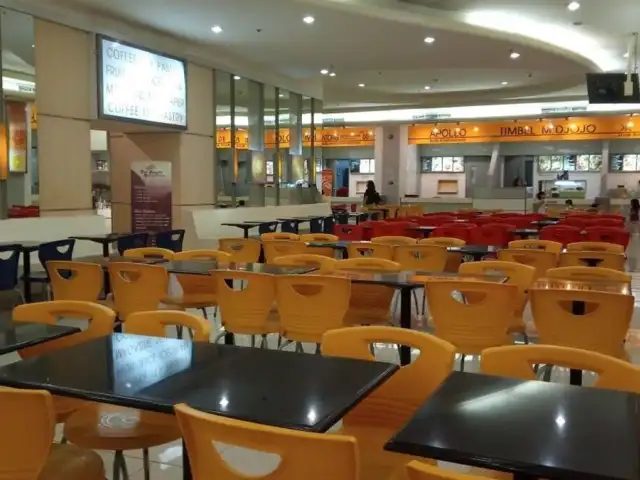 Gambar Makanan Soto Betawi Ratu Plaza 2