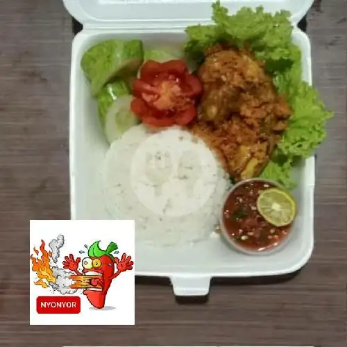 Gambar Makanan Geprek & Lalapan Sambal Nyonyor Bu Afka, Wandira Sakti 2