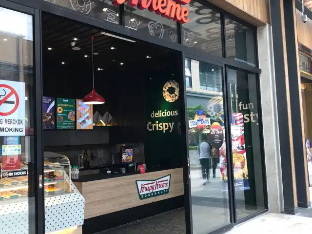 Krispy Kreme Doughnuts Food Photo 7