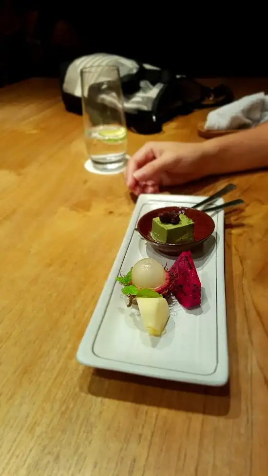 Gambar Makanan Shiro Sushi / Sake Bar 18