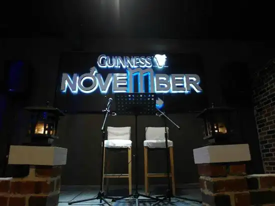 November Cafe & Restaurant