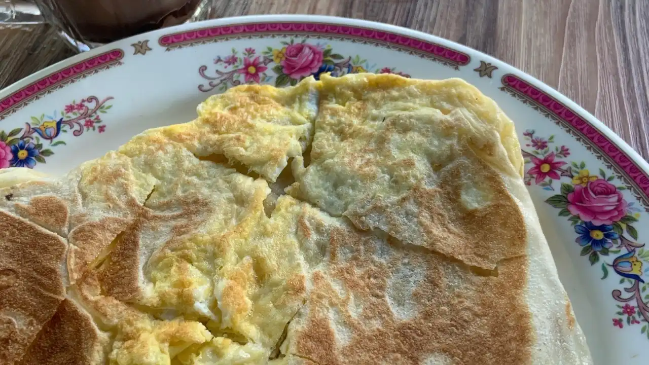 Roti Canai Rumah Kuning