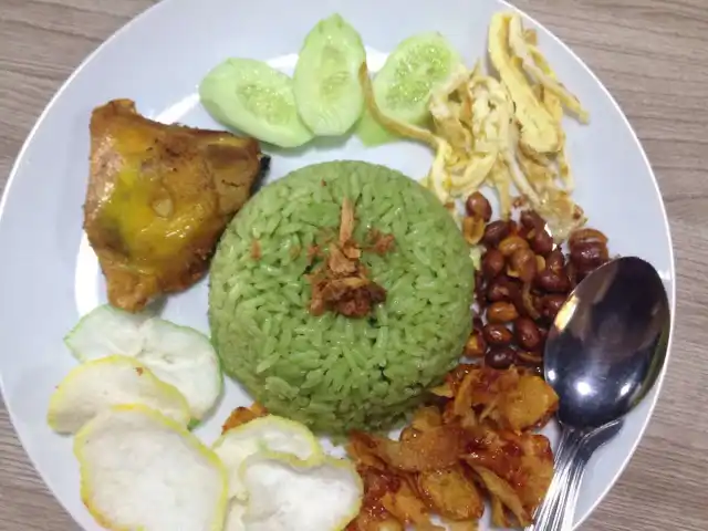 Gambar Makanan Lauk Pauk Bistro 12