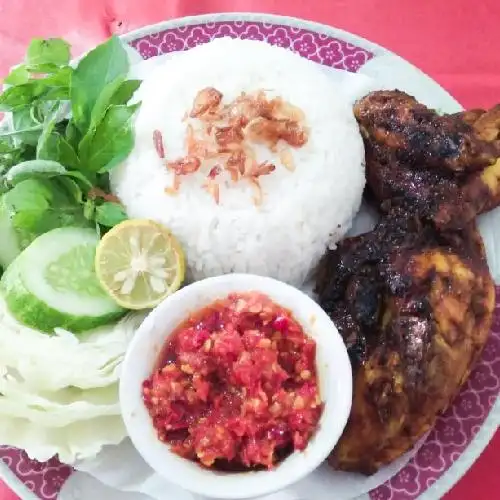 Gambar Makanan Warung Mama Ayu Ayam Bakar, Cengkareng 3