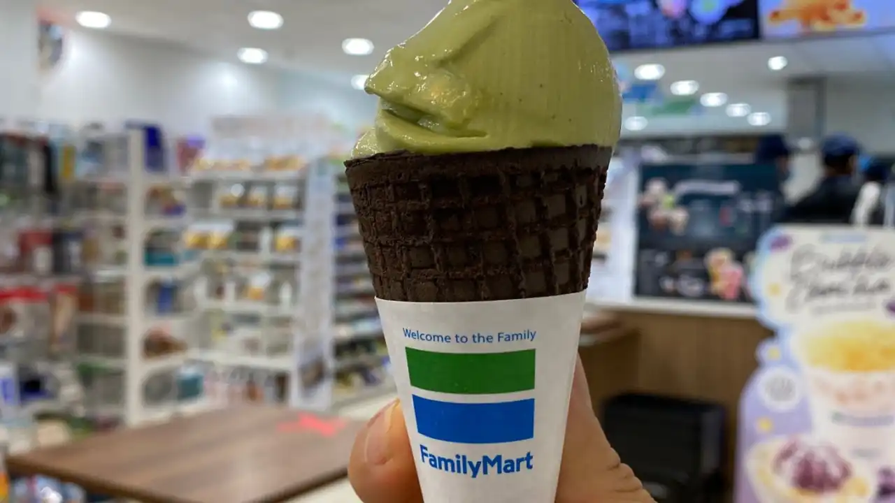 Family Mart Selayang