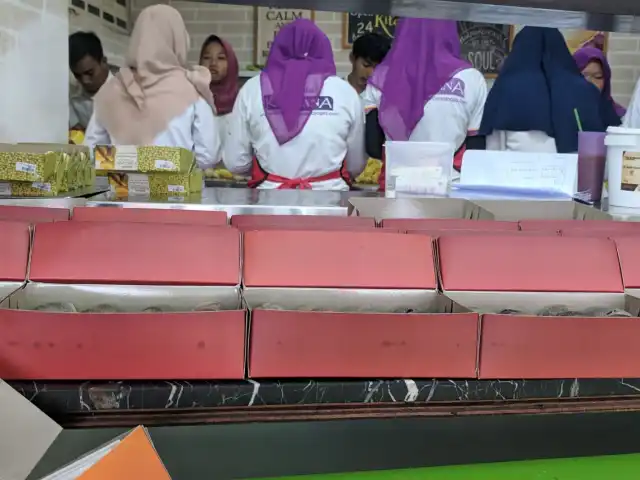 Gambar Makanan Bakpia Kencana 5