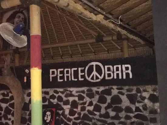 Gambar Makanan Peace Bar & Restaurant 10