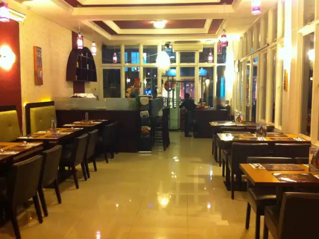 Gambar Makanan Be-Qyu Resto & Cafe 3