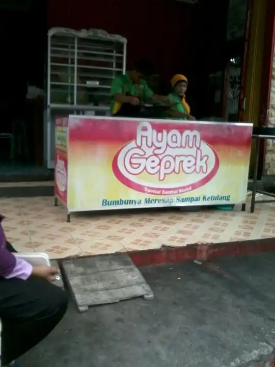 Gambar Makanan Ayam Geprek Sragen 14