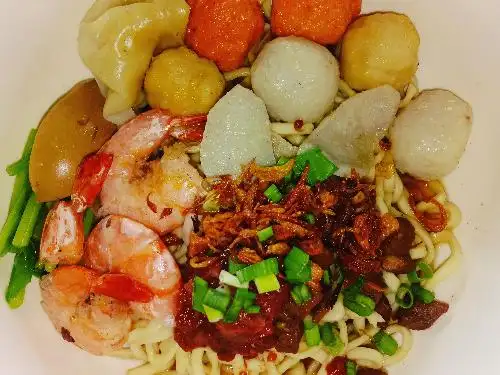 Mie Pangsit Apin, Pukat VIII