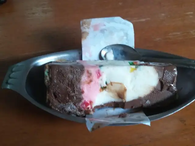 Gambar Makanan Ragusa Ice Cream 7