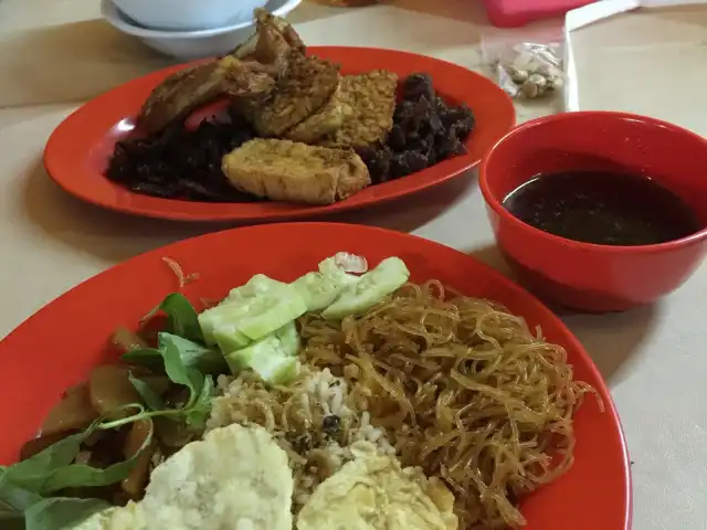 Gambar Makanan Nasi Ulam Kafe Betawi 6