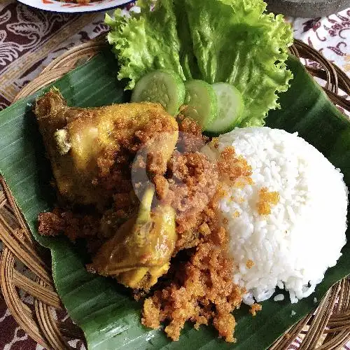 Gambar Makanan Ayam Goreng Judes, Jl.siwalankerto VI No 106 2