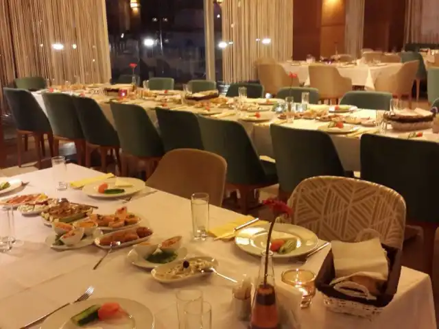 Alarga Restaurant'nin yemek ve ambiyans fotoğrafları 6