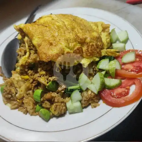 Gambar Makanan Rumah Nasi Goreng AL Mutawaly, 6.967283,108.491922 7