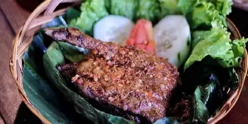 Ayam Bebek Asap Jakarta, Kebayoran Baru
